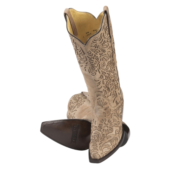 CORRAL G1388 ladies floral cut-out leather snip toe cowgirl boots sz8.5 like new - Picture 3 of 16